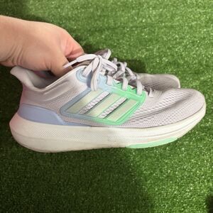 Womens Adidas Ultrabounce Women's Running Casual Shoes Sneakers Size 8 Gray